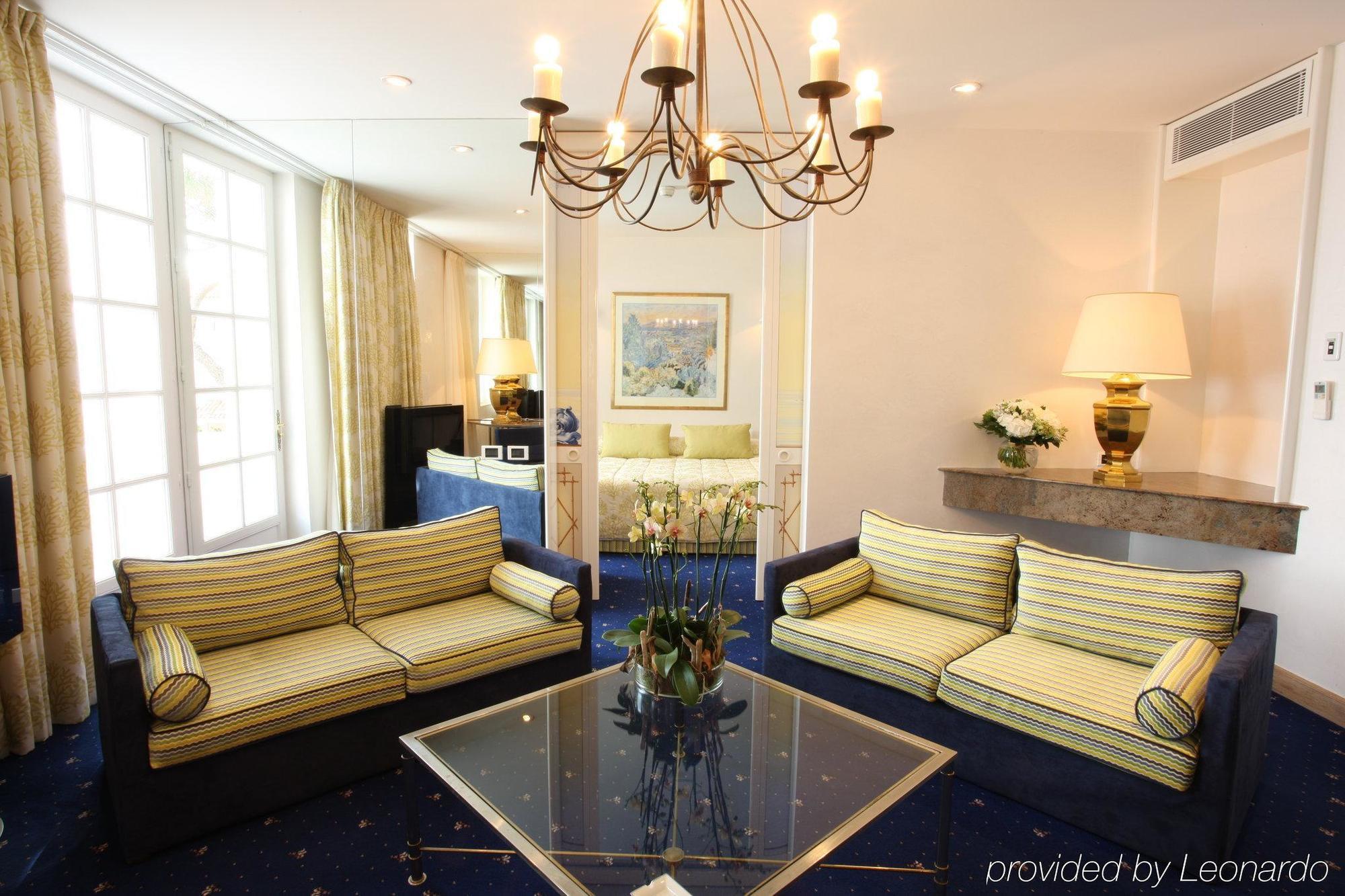 Hotel La Residence De La Pinede Сен-Тропе Номер фото