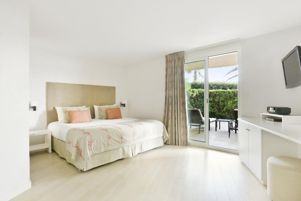 Hotel La Residence De La Pinede Сен-Тропе Номер фото